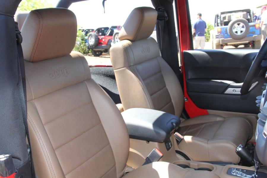  Jeep Wrangler 2012 года  (фото 15 из 56)